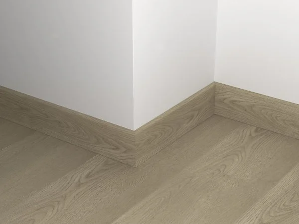 Кварцевый плинтус Alpine Floor Grand Sequoia 11-18 Шварцевальд в Иркутске