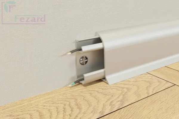 Алюминиевый плинтус Fezard Серебро 43х22х2,5м в Иркутске