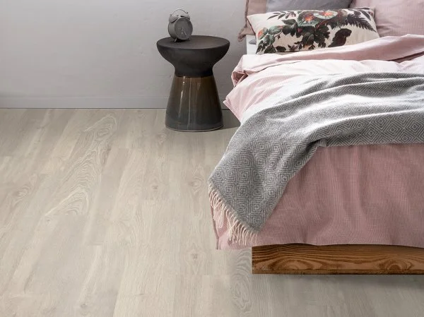 Ламинат Egger PRO 8/33 Дуб Кортон белый EPL051 в Иркутске