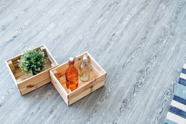 Каменно-полимерная плитка Alpine Floor Classic Ясень ECO 134-6, 4мм 43 класс в Иркутске