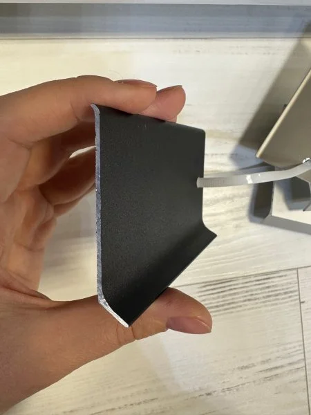 Алюминиевый плинтус Bonkeel ПЛ80 515л Черный (78,5х11,2х2500мм) в Иркутске